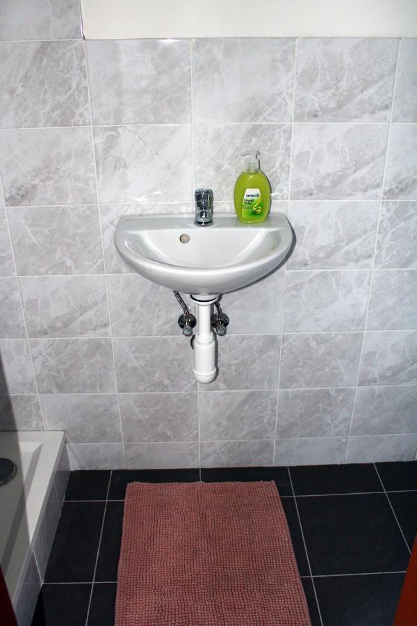 פררוב Dluhonska Apartments מראה חיצוני תמונה